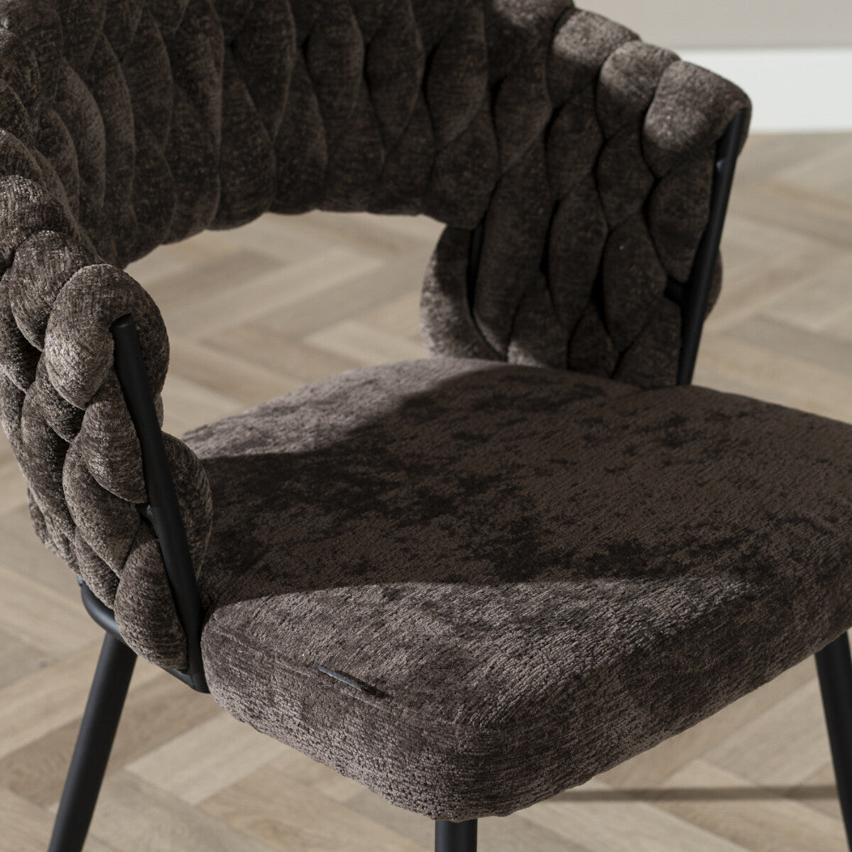 Eetkamerstoel Braid chenille bruin