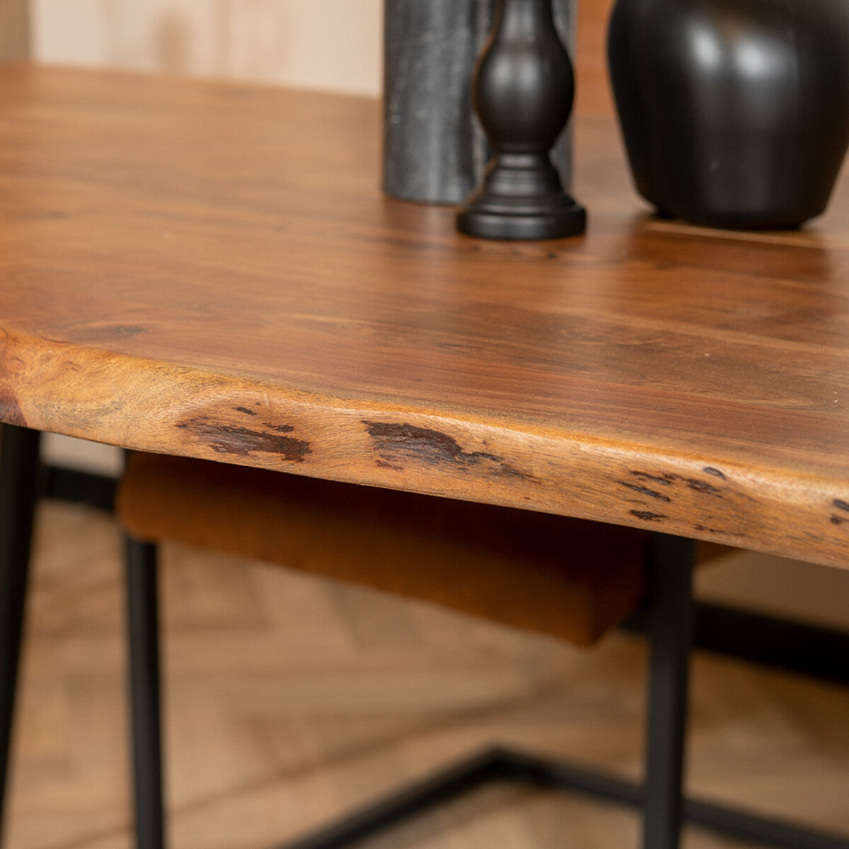 Eetkamertafel boomstam Richy acaciahout verstelbare tafelpoten 180 x 90 cm
