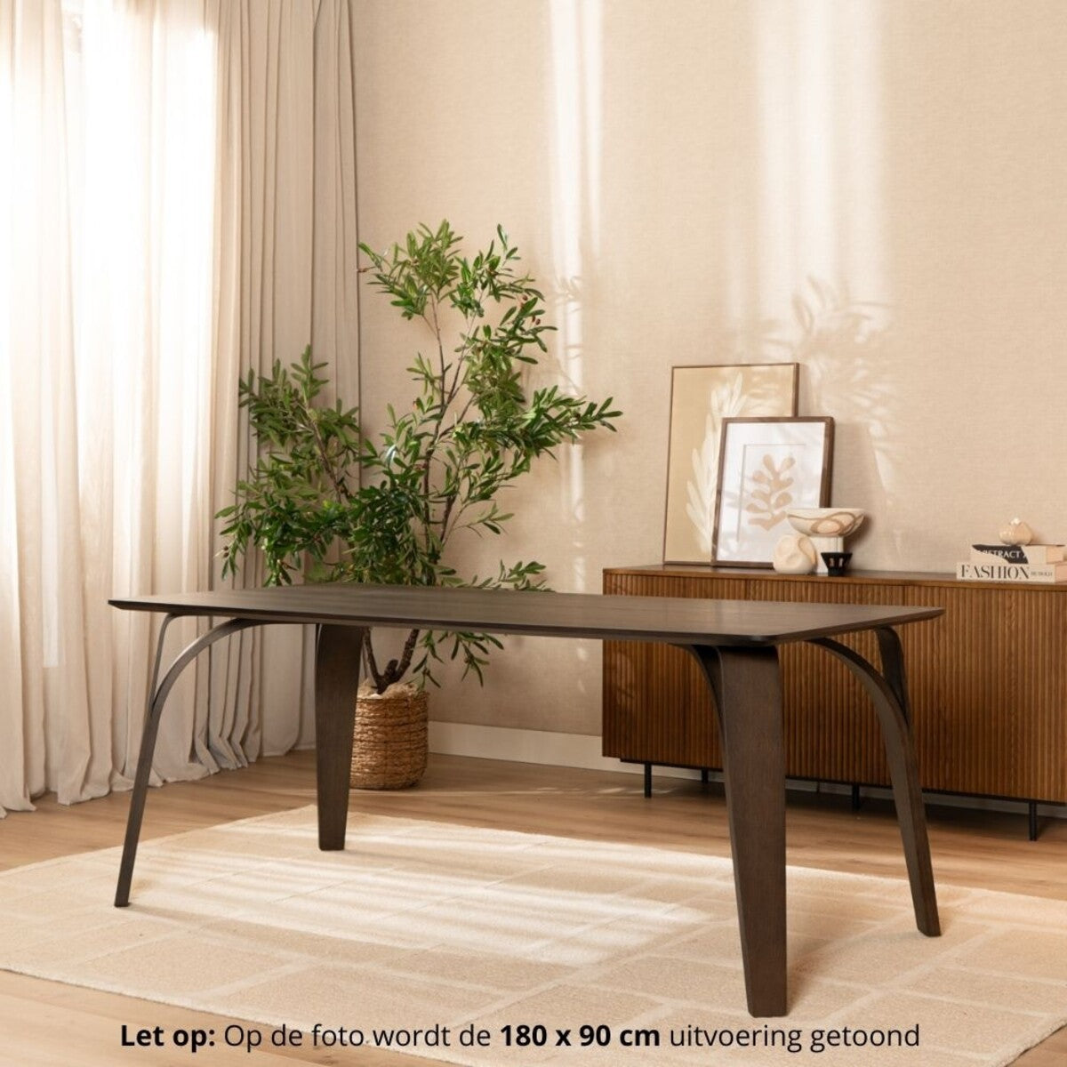 Eettafel Flint walnoot 240 x 100 cm
