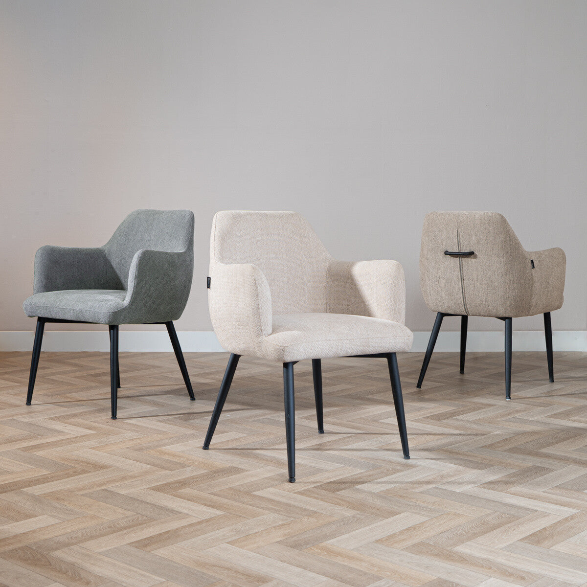Scandinavische eetkamerstoel Lars taupe gerecyclede stof