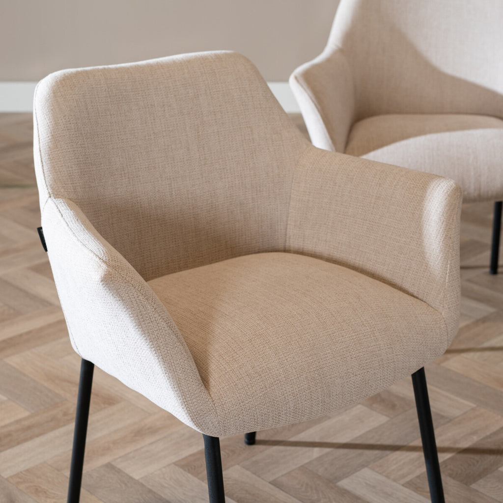 Scandinavische eetkamerstoel Sten gerecyclede stof beige