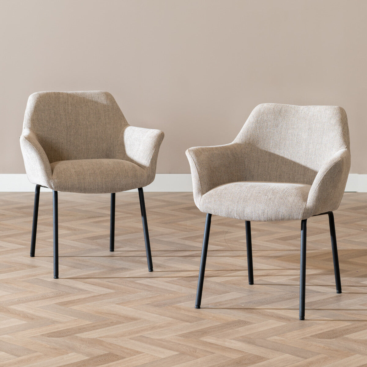 Scandinavische eetkamerstoel Sten gerecyclede stof taupe