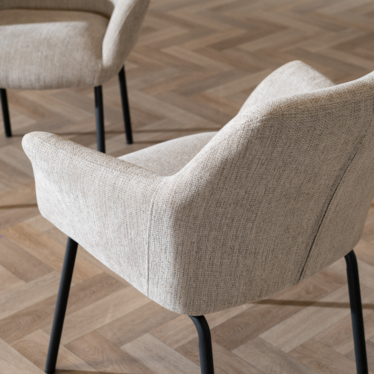 Scandinavische eetkamerstoel Sten gerecyclede stof taupe