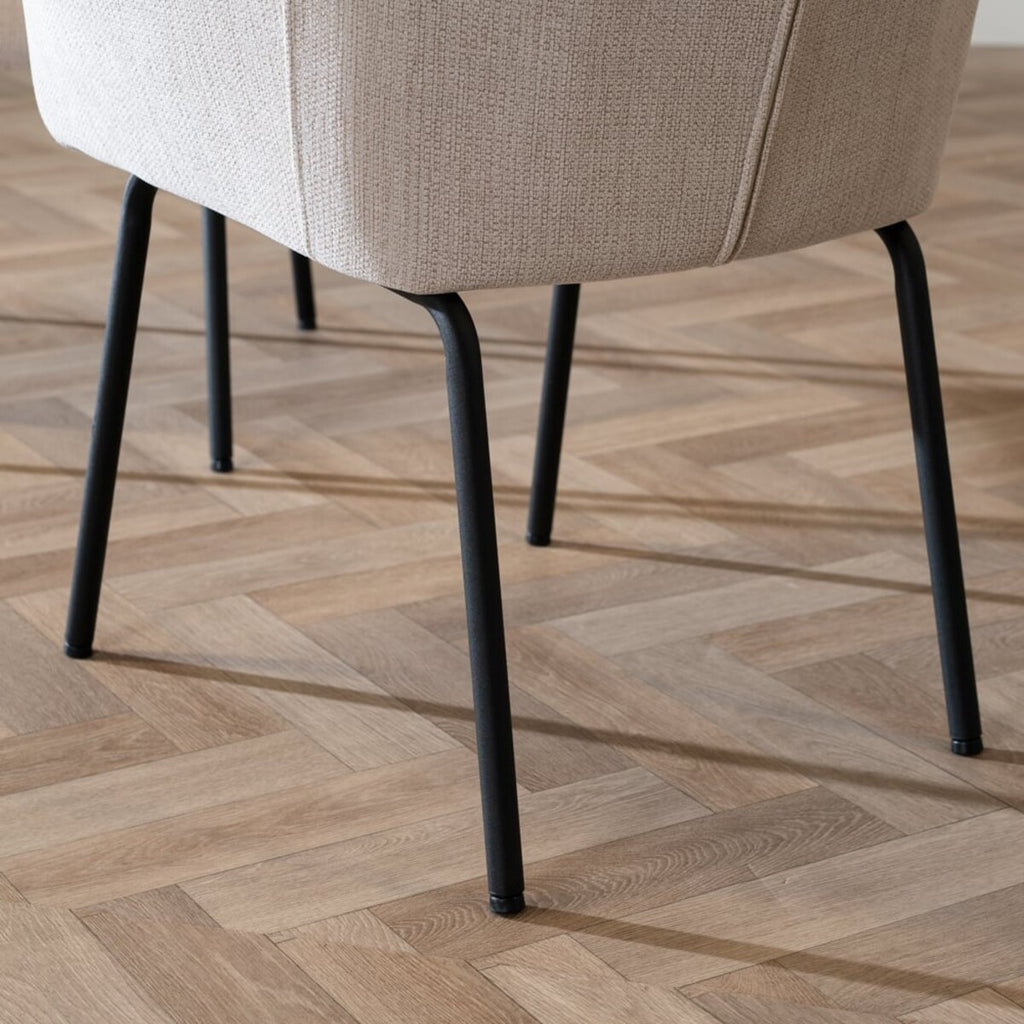 Scandinavische eetkamerstoel Sten gerecyclede stof beige